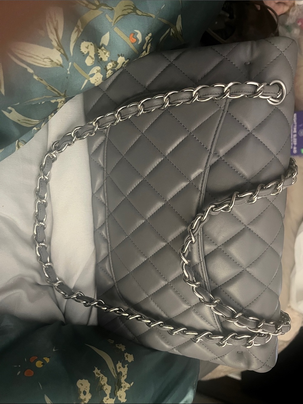 Quilted Shoulder Bag with Silver Chain Strap in Grey
